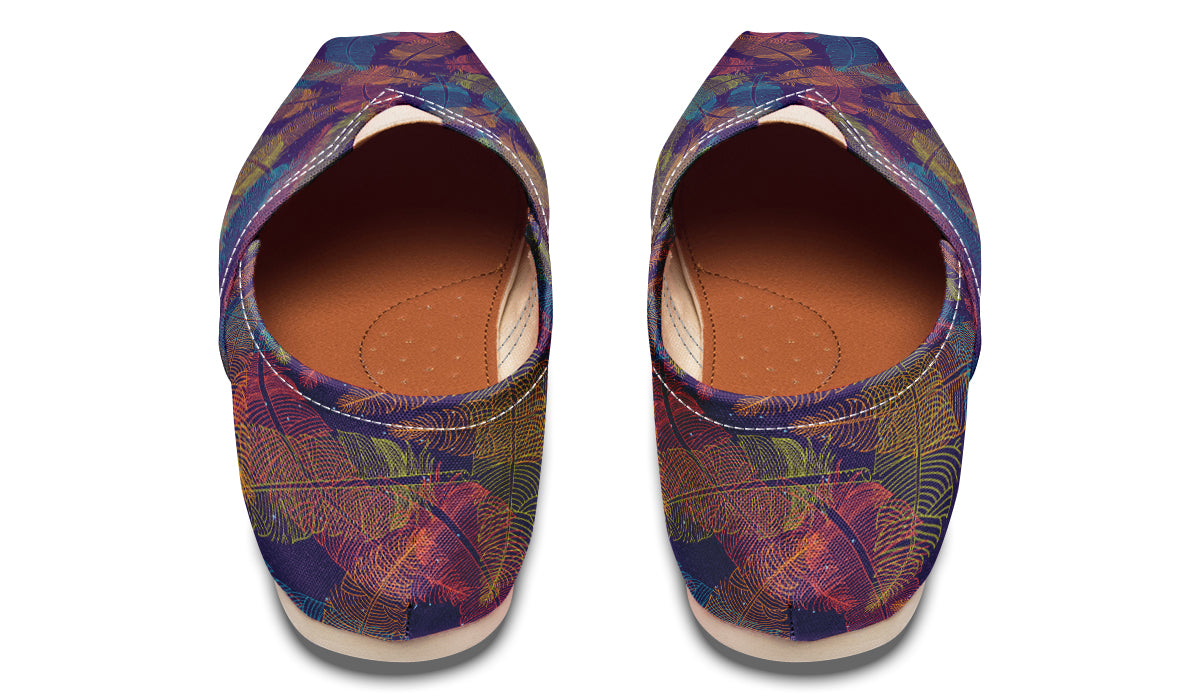 Colorful Line Feathers Casual