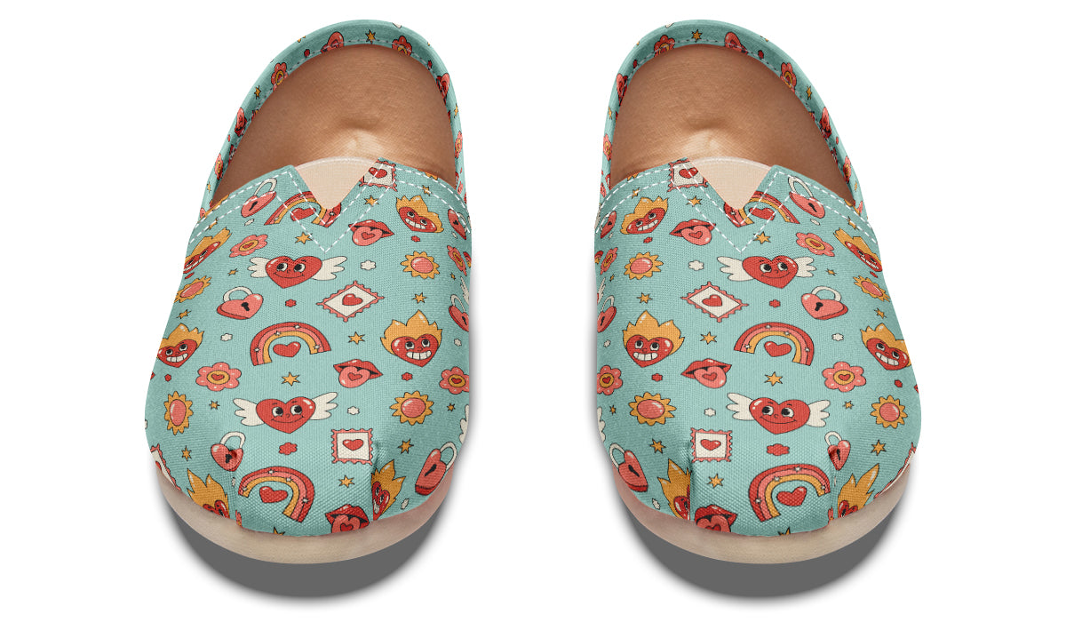 Love Hearts Rainbow Casual