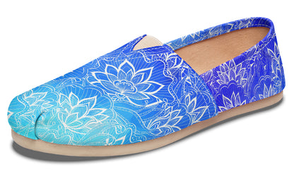 Blue White Lotus Mandala Casual